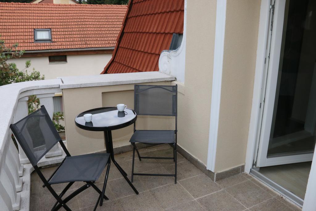 Hotel Aradi Vendeghaz Miskolc Exterior foto